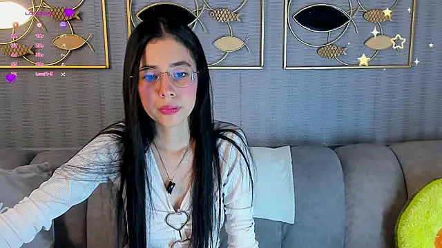Snapshot of laraa_jeean chatting on June 12, 7:02 pm laraa jeean online show from June 12, 7:02 pm