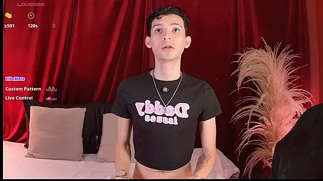 Snapshot of VicenteFerrer chatting on June 18, 2:10 pm VicenteFerrer online show from June 18, 2:10 pm