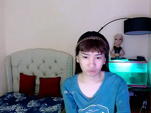 ShantalFoxxy  online show from March 10, 12:54 pm