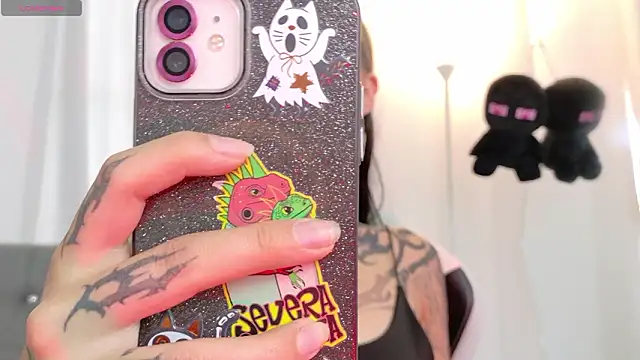 sara queen10 online show from February 18, 5:53 pm