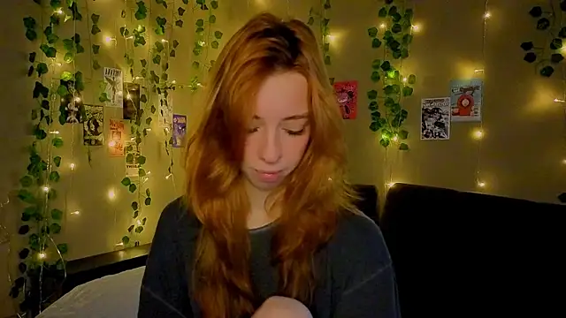 Lori Williams online show from March 24, 2:49 am