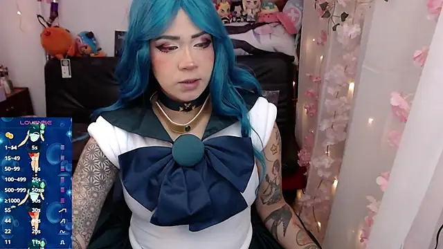 Snapshot of jadedelux_ chatting on April 27, 7:23 pm jadedelux online show from April 27, 7:23 pm