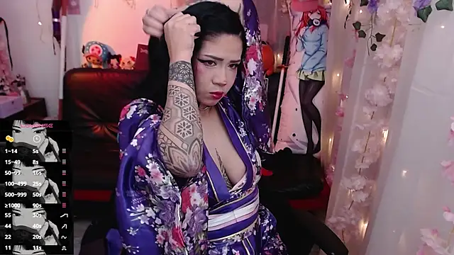 Snapshot of jadedelux_ chatting on July 27, 8:27 pm jadedelux online show from July 27, 8:27 pm