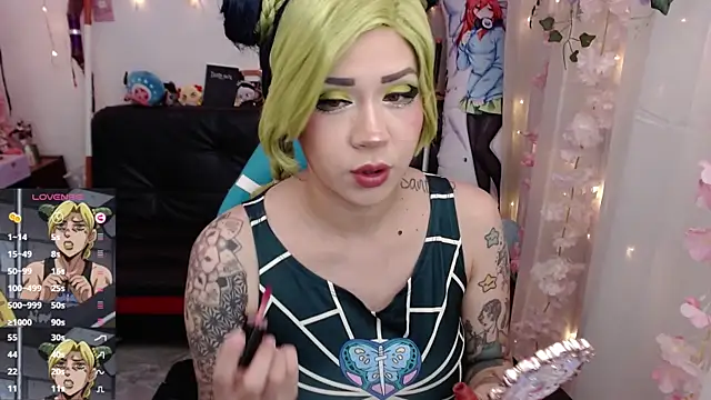 Snapshot of jadedelux_ chatting on July 28, 8:23 pm jadedelux online show from July 28, 8:23 pm