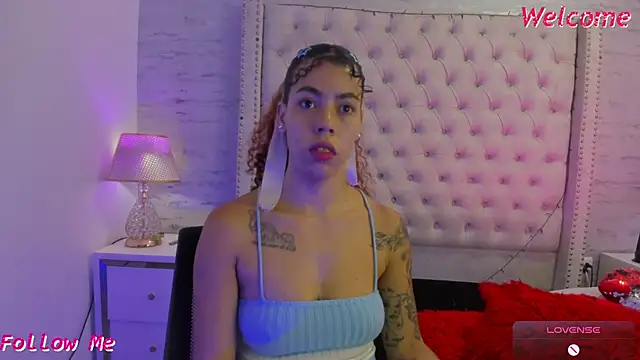 Snapshot of Pamelamiler__ chatting on May 28, 12:13 pm Pamelamiler online show from May 28, 12:13 pm