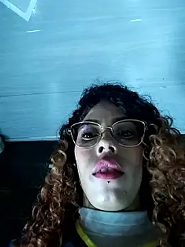Snapshot of Pamelamiler__ chatting on June 28, 12:38 am Pamelamiler online show from June 28, 12:38 am