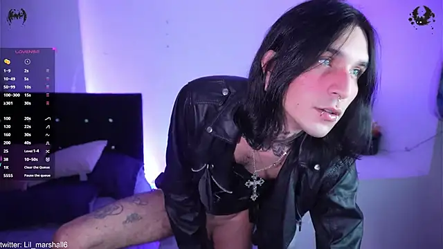 Snapshot of marshall__k chatting on June 13, 4:21 am marshall k online show from June 13, 4:21 am