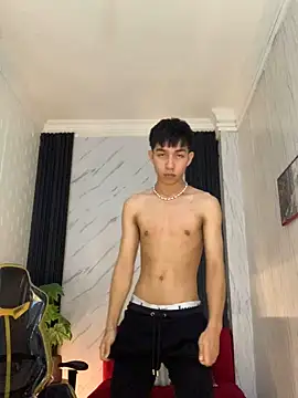 Snapshot of seb_2-007- chatting on November 10, 1:26 am seb 2-007- online show from November 10, 1:26 am