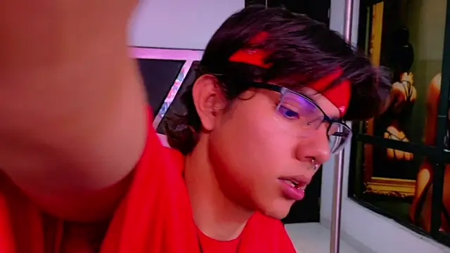 Snapshot of alandelrey57 chatting on September 14, 12:48 pm alandelrey57 online show from September 14, 12:48 pm