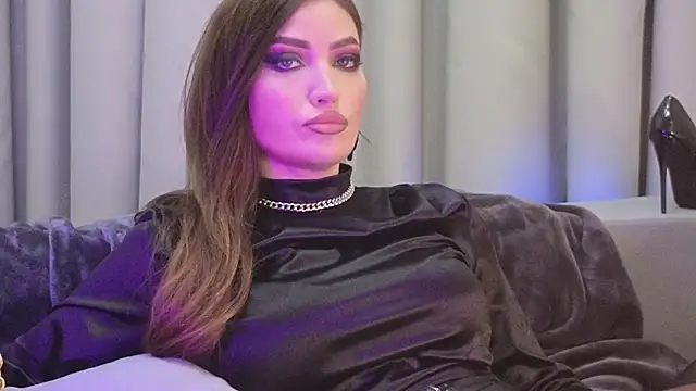 AliceJameson online show from September 28, 9:20 pm