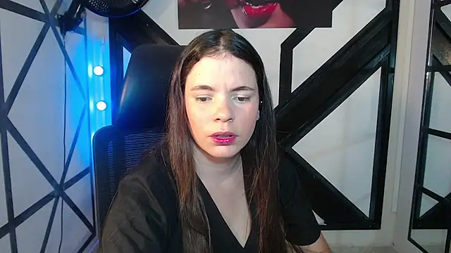 Snapshot of maira_tf chatting on June 11, 7:01 pm maira tf online show from June 11, 7:01 pm
