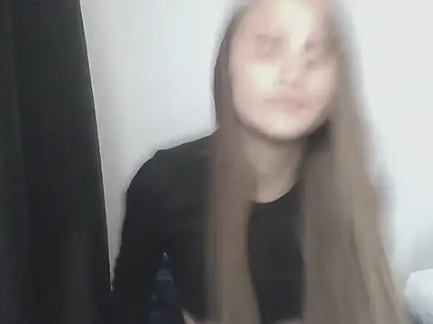 Snapshot of JessyKym chatting on March 16, 11:03 am JessyKym online show from March 16, 11:03 am