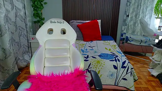 kataleya 29 online show from March 7, 9:23 pm