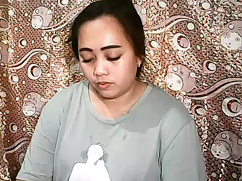 Snapshot of Pinay_Chubby20 chatting on December 22, 11:29 am Pinay Chubby20 online show from December 22, 11:29 am