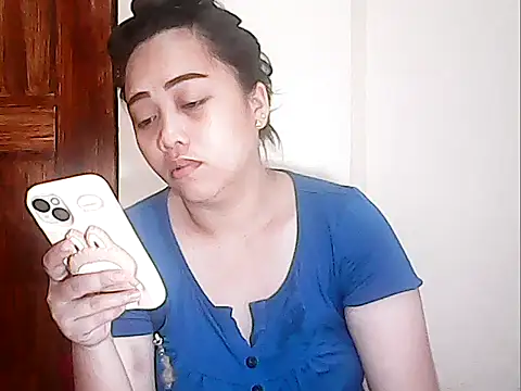 Snapshot of Pinay_Chubby20 chatting on April 30, 9:08 pm Pinay Chubby20 online show from April 30, 9:08 pm