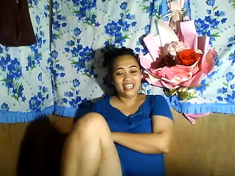 Snapshot of Pinay_Chubby20 chatting on May 22, 2:19 am Pinay Chubby20 online show from May 22, 2:19 am