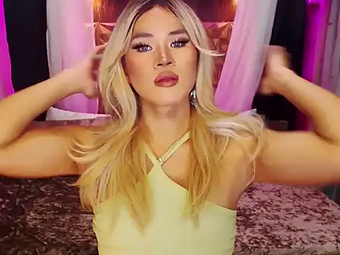 YllanaAltheaXxX online show from December 5, 7:28 am