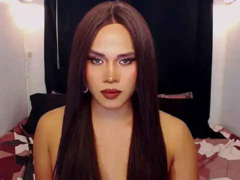 YllanaAltheaXxX online show from January 17, 2:16 am