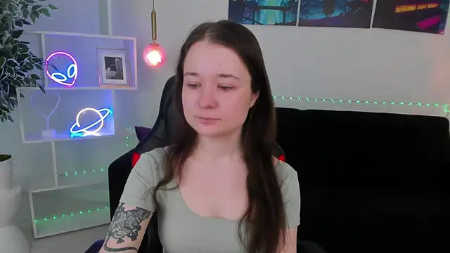 NancyJonson online show from January 18, 3:21 am