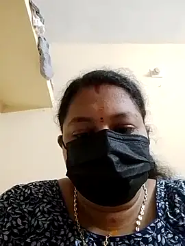Snapshot of Tamil_jasmine12 chatting on May 10, 9:20 pm Tamil jasmine12 online show from May 10, 9:20 pm