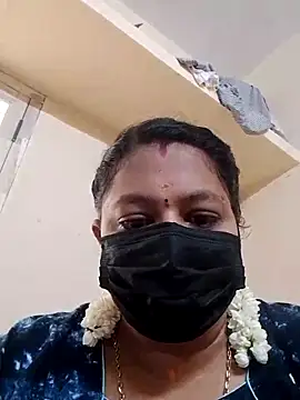 Snapshot of Tamil_jasmine12 chatting on May 18, 3:57 am Tamil jasmine12 online show from May 18, 3:57 am