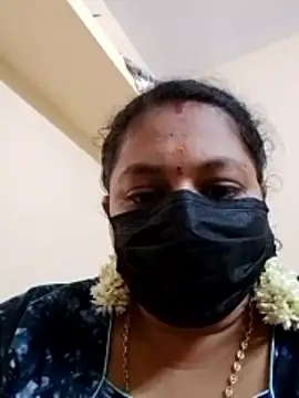 Snapshot of Tamil_jasmine12 chatting on May 22, 1:57 am Tamil jasmine12 online show from May 22, 1:57 am