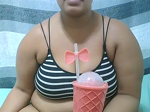 ThickHunn99 online show from October 30, 7:43 am