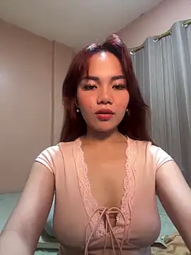 Snapshot of expnsivecandy chatting on April 18, 7:07 pm expnsivecandy online show from April 18, 7:07 pm