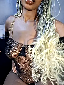 ELAINE xXxX online show from February 24, 9:57 pm