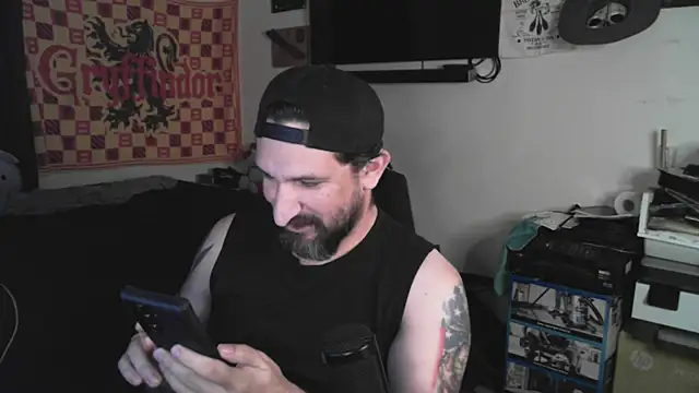 Snapshot of DevilPup75_ chatting on February 6, 4:39 am DevilPup75 online show from February 6, 4:39 am