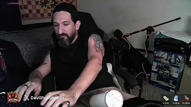 Snapshot of DevilPup75_ chatting on February 15, 7:51 am DevilPup75 online show from February 15, 7:51 am