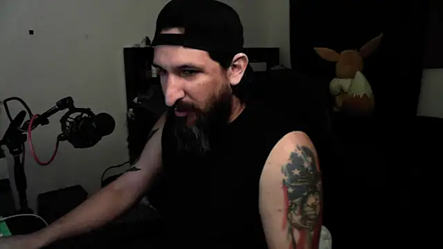 DevilPup75  online show from April 25, 3:20 am