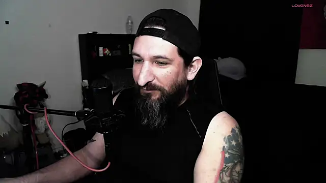 DevilPup75  online show from May 3, 1:33 am