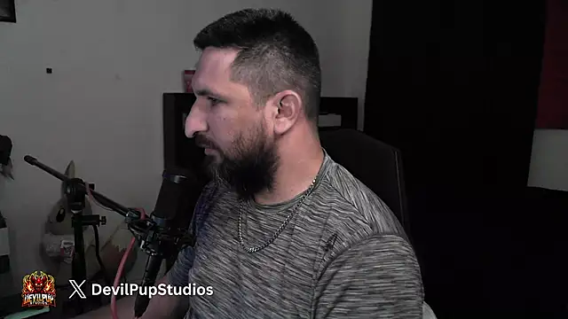 DevilPup75  online show from June 5, 4:19 am