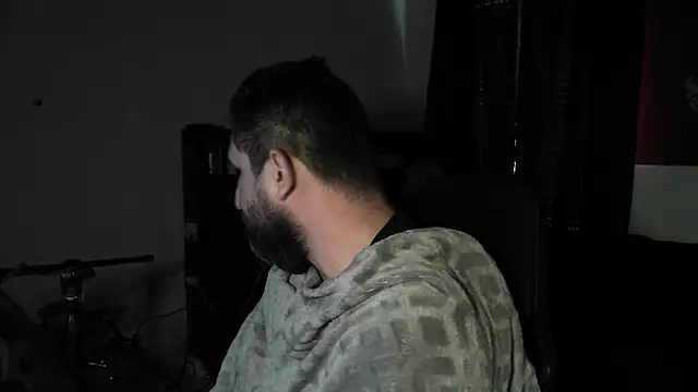 Snapshot of DevilPup75_ chatting on June 24, 6:18 pm DevilPup75 online show from June 24, 6:18 pm