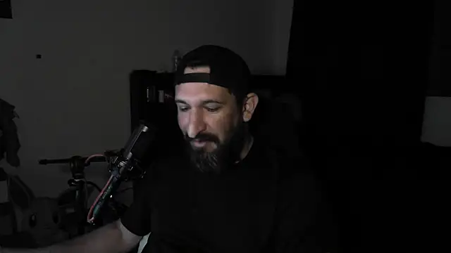 Snapshot of DevilPup75_ chatting on June 25, 5:12 am DevilPup75 online show from June 25, 5:12 am