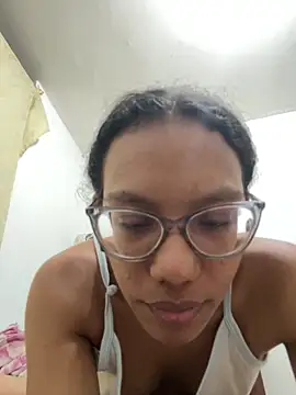 Valen1800 online show from April 16, 11:51 pm