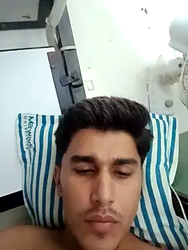 Snapshot of HarryChoudhary21 chatting on October 12, 7:02 pm HarryChoudhary21 online show from October 12, 7:02 pm