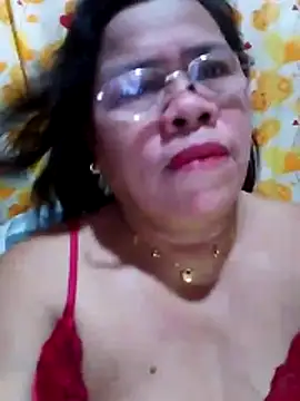 Huge mama69 online show from March 28, 1:00 pm