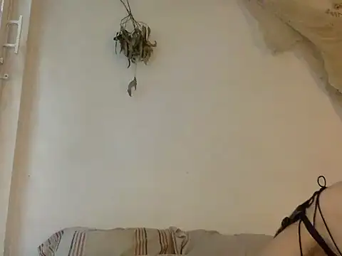 Snapshot of haley_diosita chatting on June 25, 10:03 pm haley diosita online show from June 25, 10:03 pm