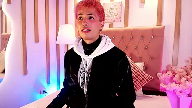 OzorioDany online show from April 13, 3:34 am