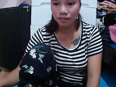 Snapshot of celestine_22 chatting on October 1, 1:11 am celestine 22 online show from October 1, 1:11 am