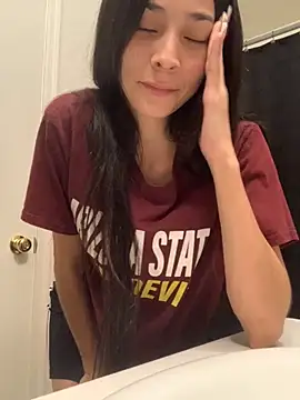 lovinlush online show from November 8, 5:18 am