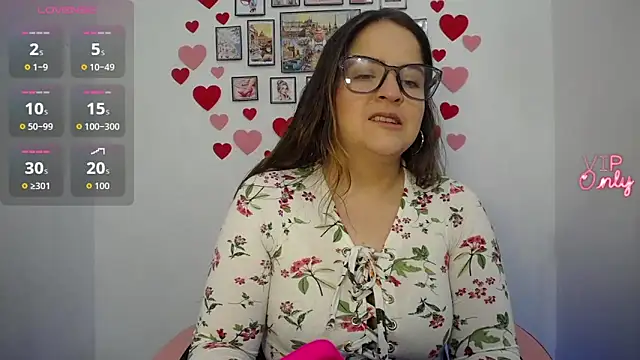 Pregnant Kloe online show from May 8, 1:16 pm