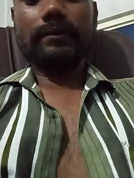 Snapshot of upwalebhaiya chatting on August 1, 3:11 pm upwalebhaiya online show from August 1, 3:11 pm