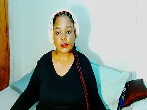 Snapshot of Love-Racheal75 chatting on June 24, 5:56 pm Love-Racheal75 online show from June 24, 5:56 pm