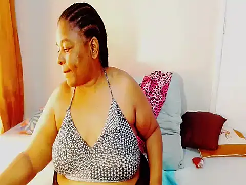 Snapshot of Love-Racheal75 chatting on July 12, 8:49 am Love-Racheal75 online show from July 12, 8:49 am