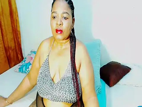 Snapshot of Love-Racheal75 chatting on July 14, 4:23 pm Love-Racheal75 online show from July 14, 4:23 pm