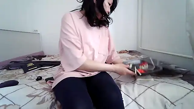 sakuradelreina online show from April 19, 6:46 am