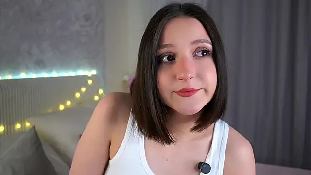 FalineBeacher online show from April 2, 1:03 am